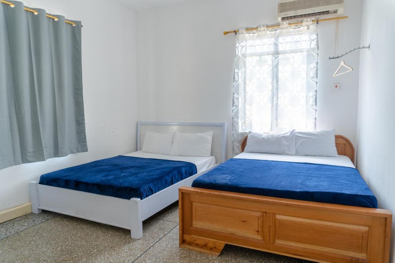 Brannic Lodge Accra Bagian luar foto